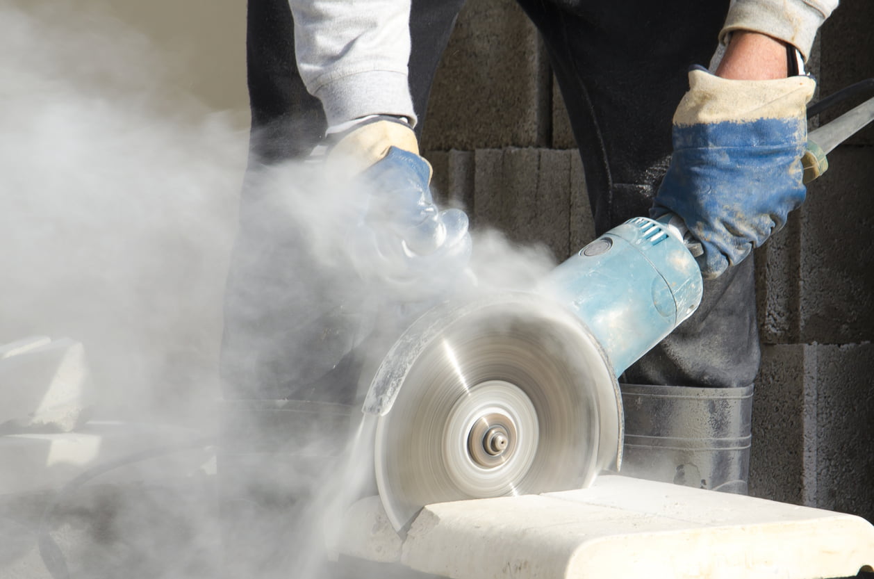HSE inspections target woodworking businesses to tackle occupational lung disease
