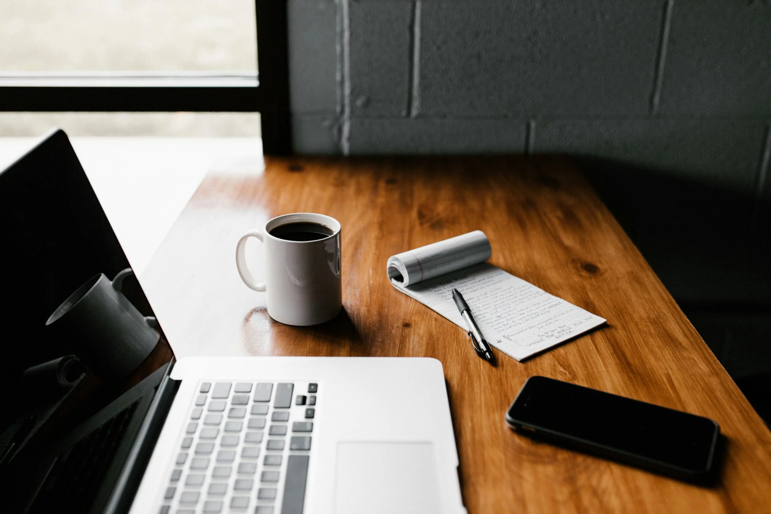What are the benefits of a Health & Safety Management System?